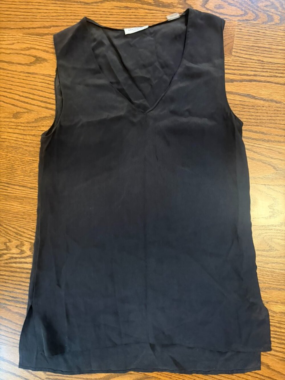 Equipment V-neck Top
